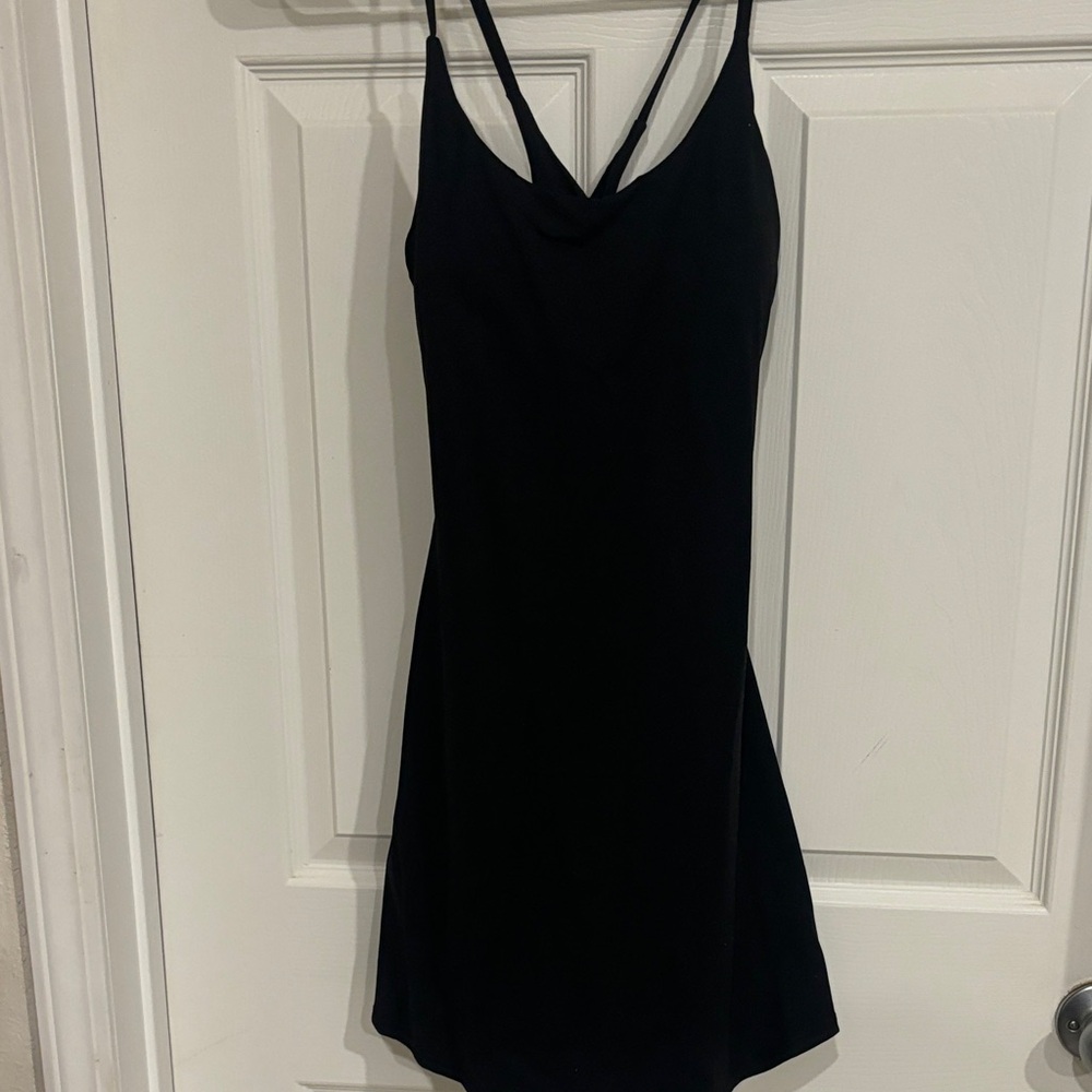 Elegant Black Sleeveless Dress